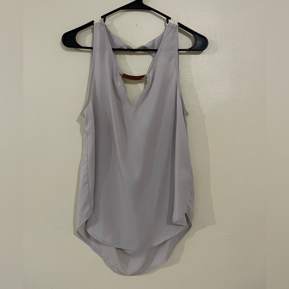 Top - Picture 2 of 5